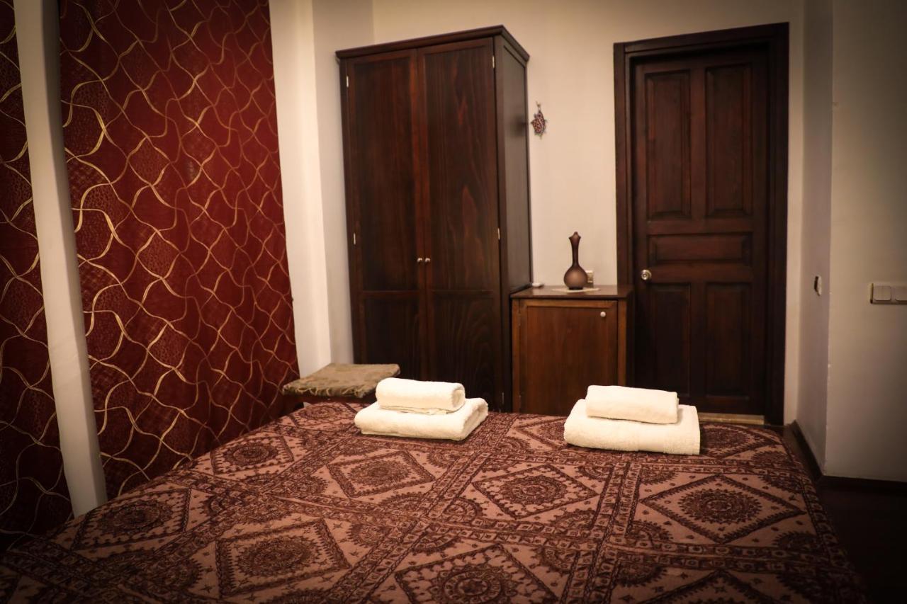 Hadrianus Pansion Hotel Antalya Bagian luar foto