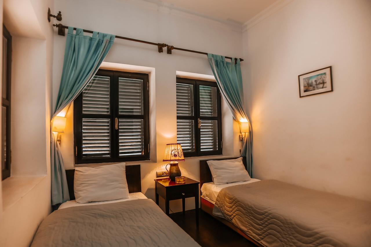 Hadrianus Pansion Hotel Antalya Bagian luar foto