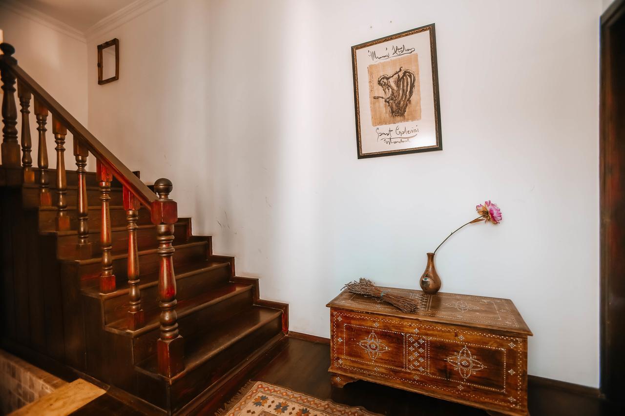 Hadrianus Pansion Hotel Antalya Bagian luar foto